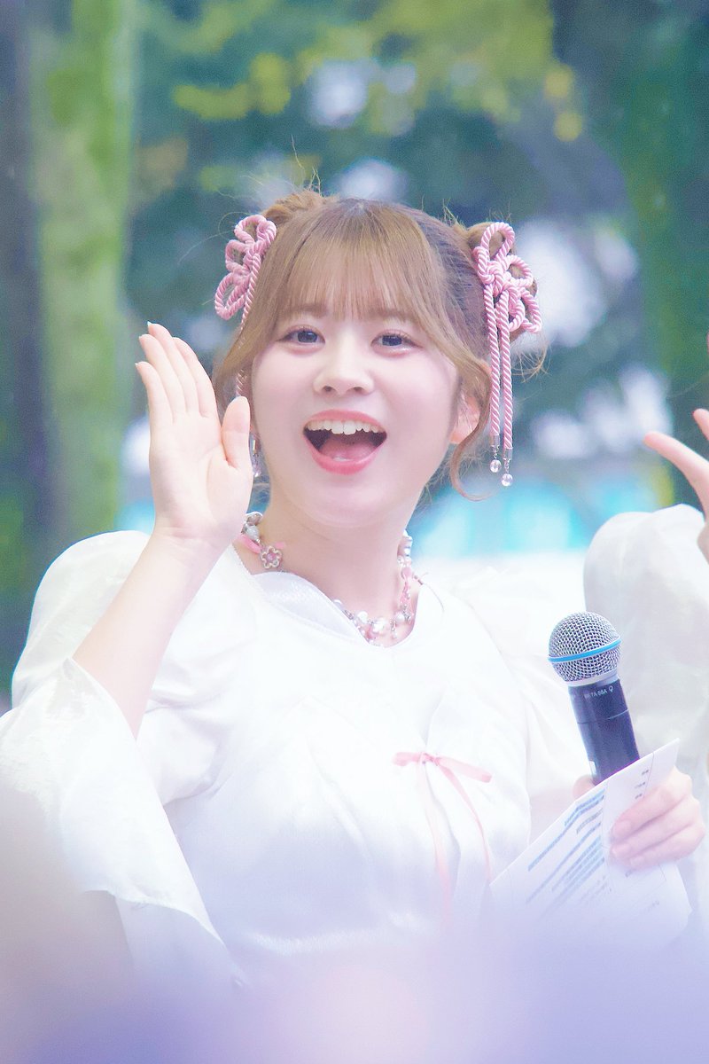clmomoiro's tweet photo. 見つけた！って感じの反応してくれるの嬉しいよね🫶

#蒼井りるあ
#ぱしゃりるあ
#ちゅぴ写コンテスト https://t.co/BGTebMsBPD