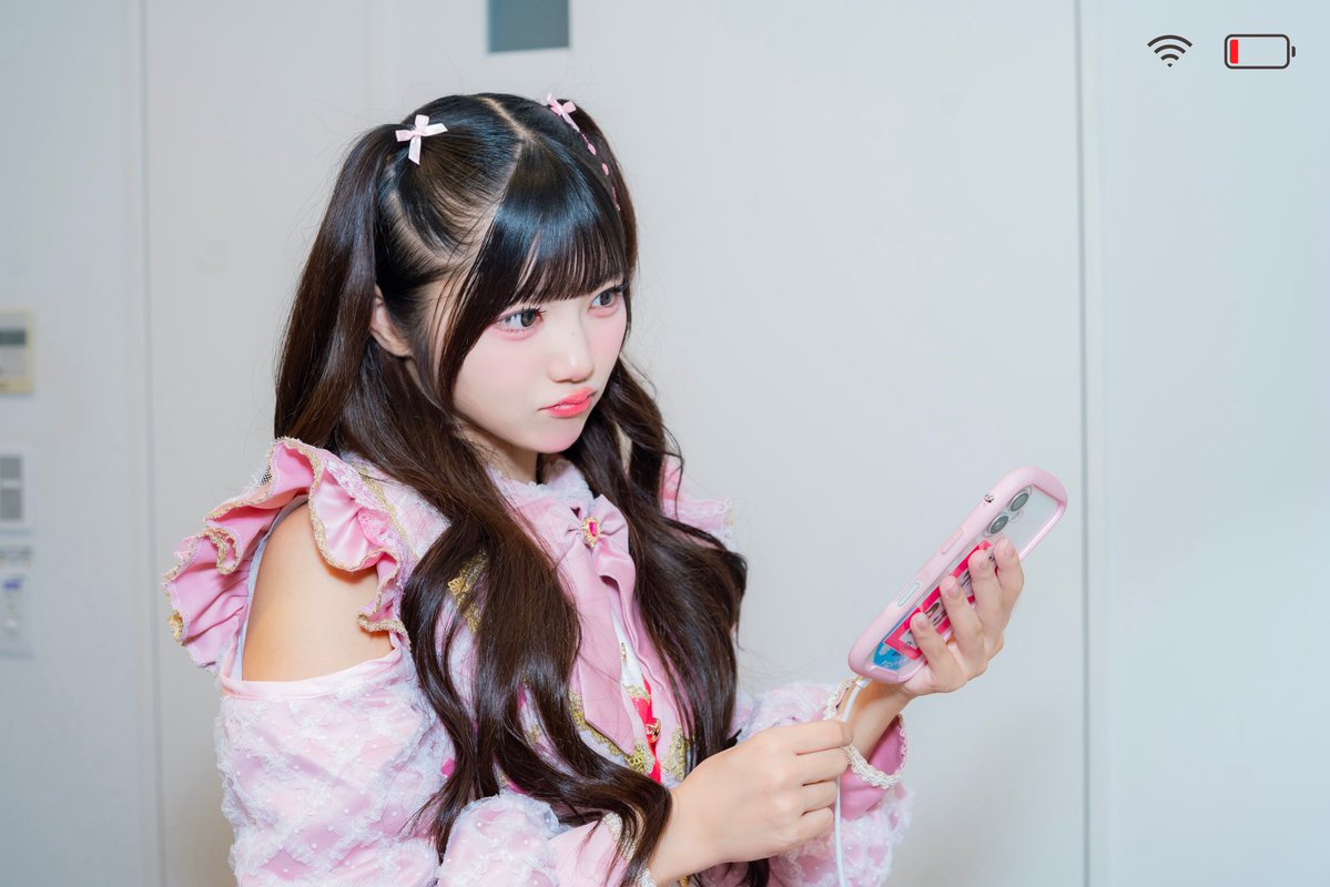 itakurachew3's tweet photo. えっ まさかスマホケース?? 違うかな꒰՞º∀º՞꒱💧...? https://t.co/QQLzyTmRwp