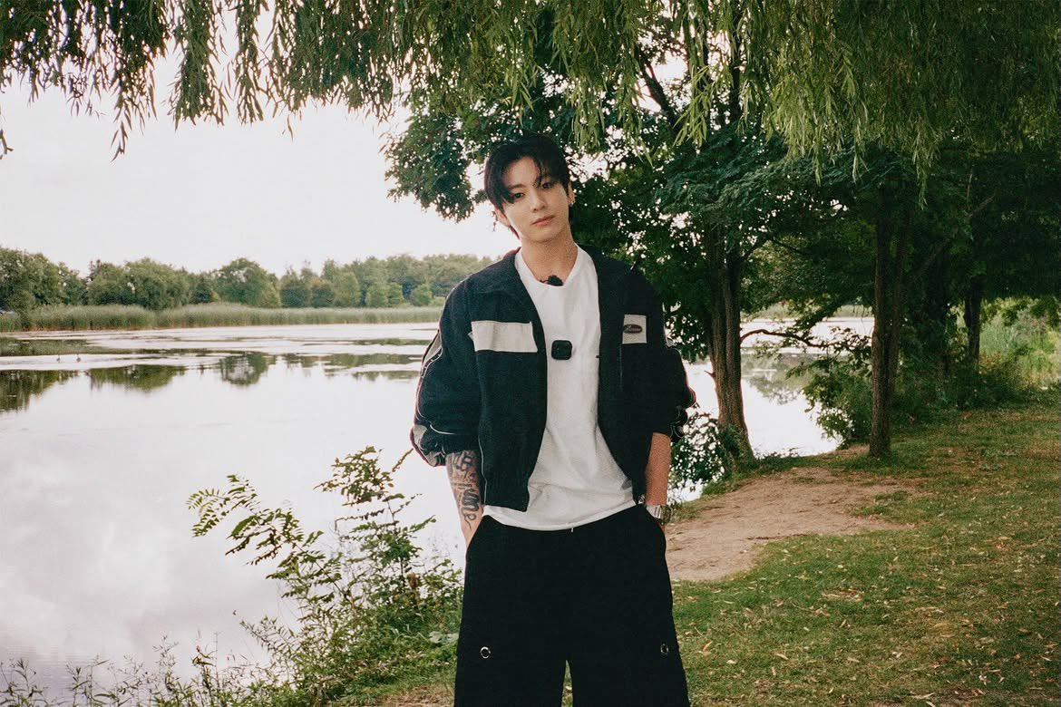 btschartsxdaily's tweet photo. #BTS via Instagram Post (2)💜 
https://t.co/cTQtmXPAtb https://t.co/mJ6l48BqhU