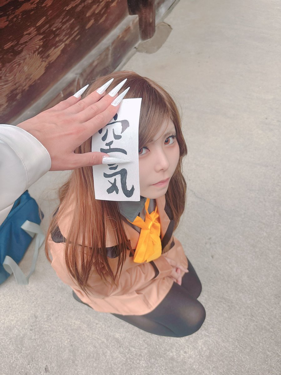 Zo6p8M3XXH4557's tweet photo. 巴衛役は彼氏にやってもらいました！
感謝🥲
#神様はじめましたコスプレ
#桃園奈々生コスプレ https://t.co/FlKO0TqXhA