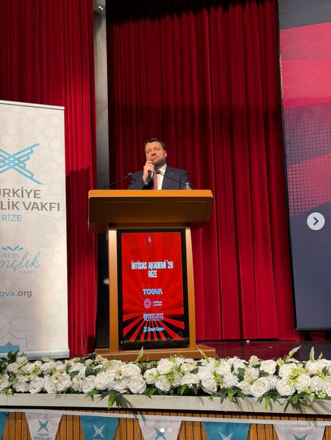 GainRS333's tweet photo. @steve_hanke The Turkish president’s chief advisers and advisers were executives at Tera. The president’s son invited Tera’s owner to speak at TÜGVA. The president’s son-in-law appeared on a TV channel owned by Tera.

Citizens trusted them ! https://t.co/HbUZuMfo4b