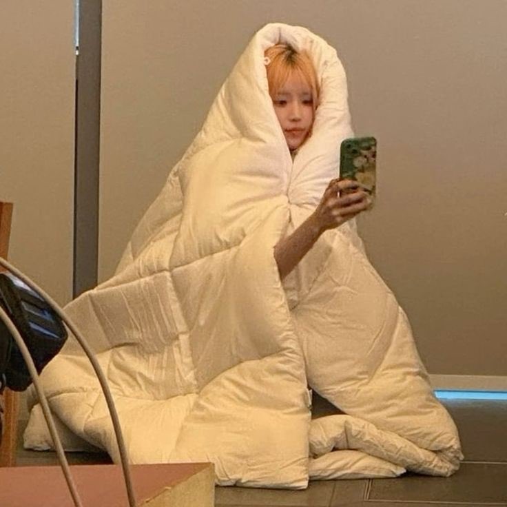 frominusone's tweet photo. #프로미스나인 #송하영 https://t.co/MVBOHrKj4G