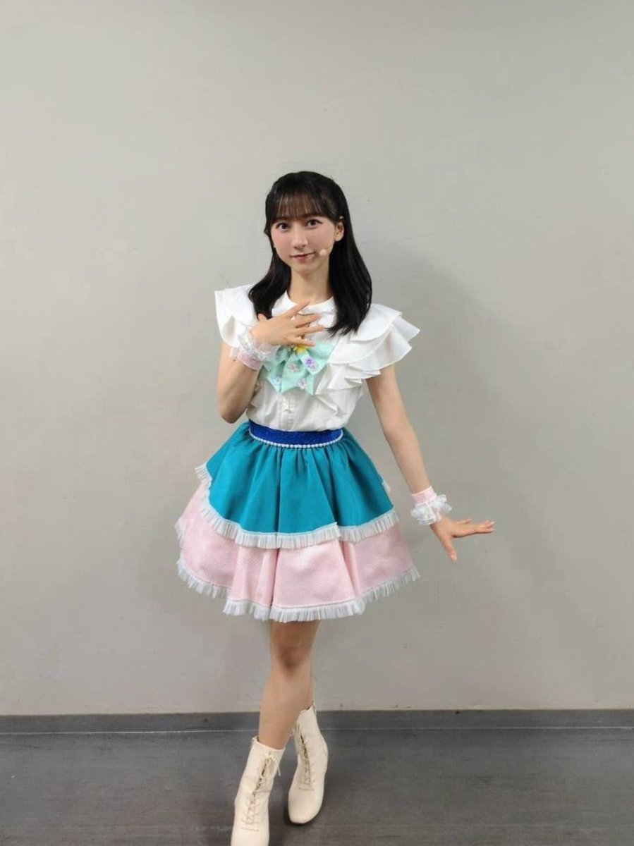 momoka_natsume_'s tweet photo. #スクールアイドルミュージカル

初演の感動がずっと忘れられず、密かに憧れ続けていた、客席から見つめていた大好きな世界。
舞台からの景色もキラキラと輝いていていました✨️

たくさんのときめきを分かち合えた時間は宝物です💎

本当にありがとうございました🎀✨️

#スクミュ #lovelive https://t.co/lVxSTboior