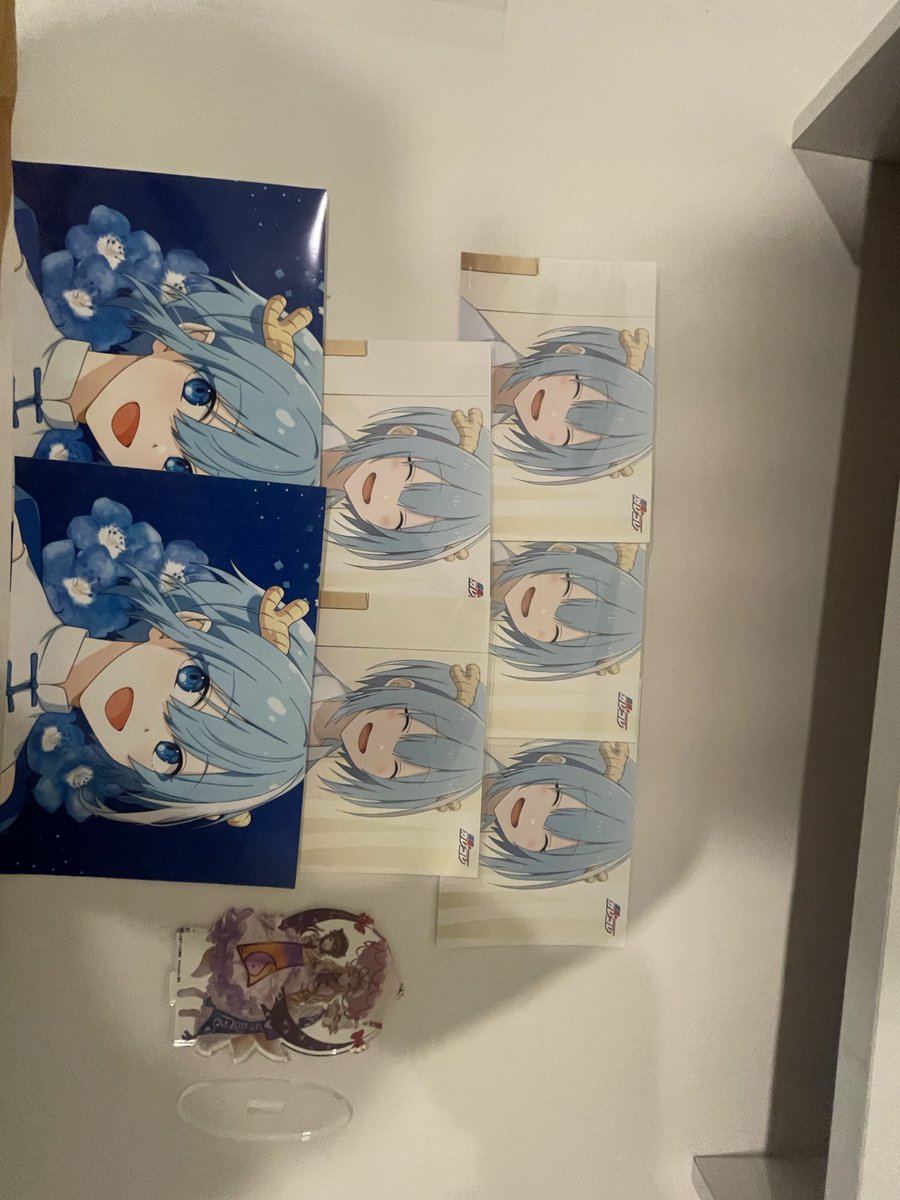 mom02525's tweet photo. ほんとーーーーに

行き場無い組です。

だれか買取してもらえませんか…？

ヒサメちゃんのブロマたちと八雲家のアクリルスタンドとなるのですが…

 #買取募集  #混血のカレコレ  #東方Project #ヒサメ  #八雲紫  #八雲藍 #橙  #八雲家 https://t.co/CthWRKmQkh