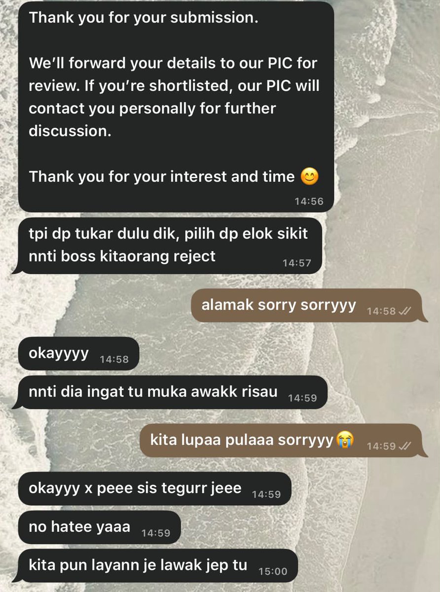 kamaghul's tweet photo. Nasib baik akak HR tu tegur. Kalau tak memang tak dapat kerja kau ni dik 😭 https://t.co/WWDD96F5ly