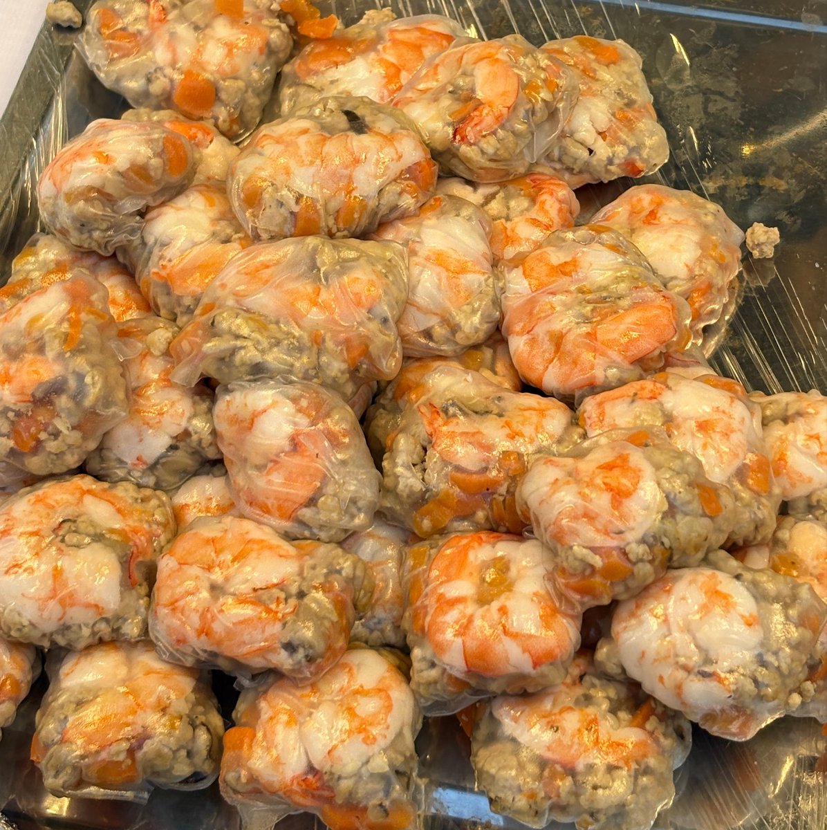 babipreffy's tweet photo. เรียกว่าไรไม่รู้แต่อร่อยมาก ชั้นอยากกินวันละ 300 ชิ้น https://t.co/Jj7bck54Wk