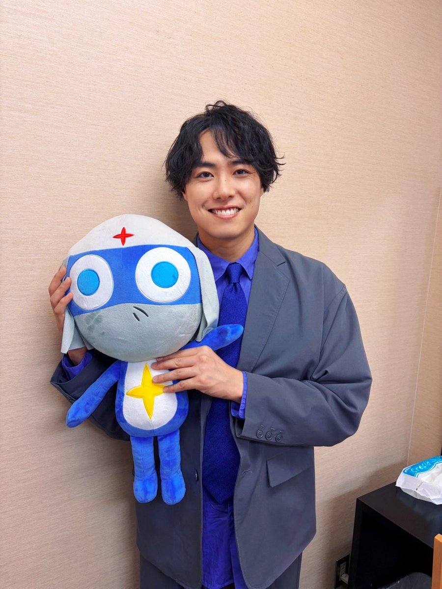 satoshi_i1224's tweet photo. 写真も撮っていただきました✨✨
嬉しい☺️
#ケロロ軍曹 https://t.co/egjWuBY91r