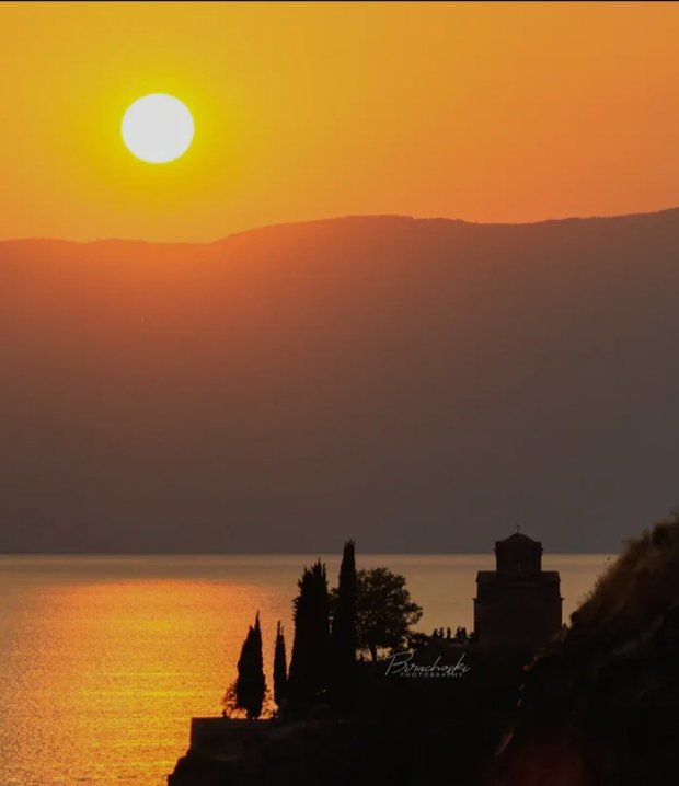 Biserakostova3's tweet photo. OHRID🧡🌄 https://t.co/HmNGTVOpvN