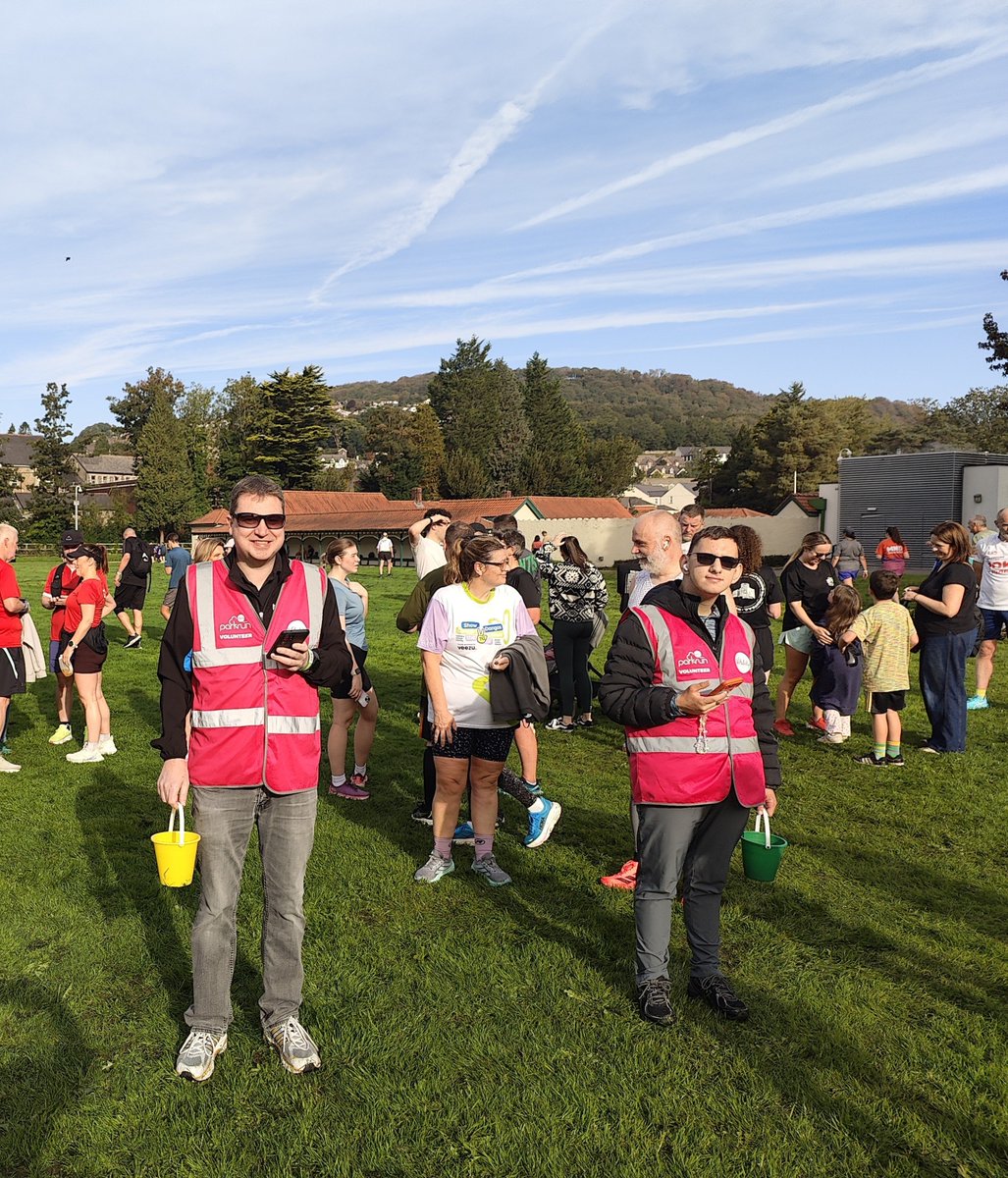 DerekTheWeather's tweet photo. Love @Pontyparkrun in Pontypridd!  
Just what I needed this morning. Slimmers breakfast afterwards in Cafe Fresco! 🏃🏼😋 https://t.co/aDqTEg2dqV