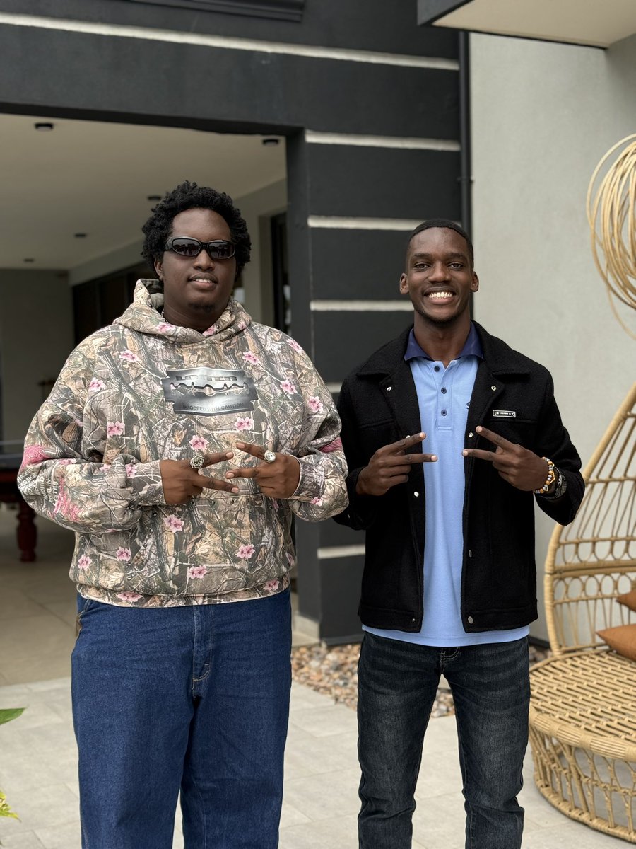 scale_ug's tweet photo. We don’t just put brands online. We put them in the right rooms, around the right people, and in the right conversations.

Online &amp; Offline.

SCALE × @itsJoshuaBaraka 

We’re scaling our clients on all fronts.

#BuiltToScale #SCALEAgency https://t.co/n8oDMFuwUT
