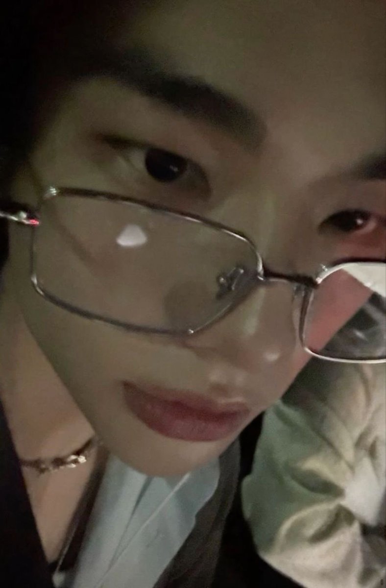 doraymefasol's tweet photo. ไปครับเฮีย
#stayselcaday https://t.co/nFUOm6LZc2