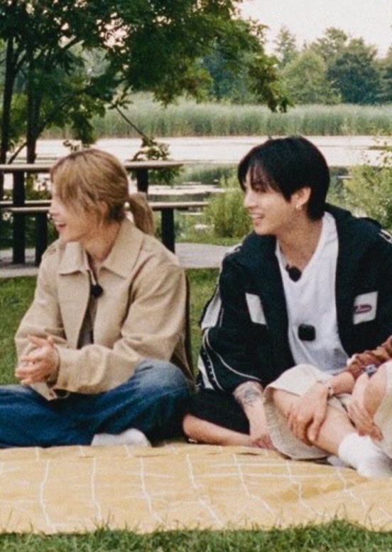 koomiblue's tweet photo. 😖🚬 https://t.co/eQ3oFjQOs3