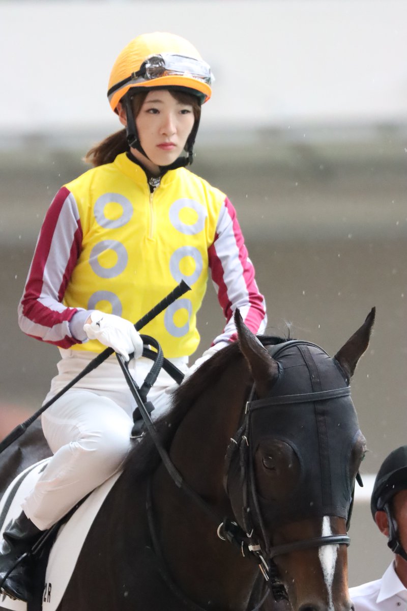 yasu_REF1429's tweet photo. 9/26 阪神競馬場 12レース

ランドスター×永島まなみ

#阪神競馬場
#ランドスター
#永島まなみ https://t.co/93IGck2CIw