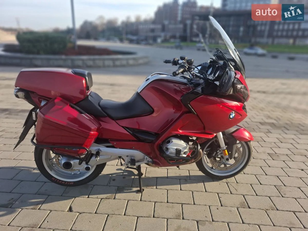 NikolaiSureen's tweet photo. #BMWr1200rt Хочется купить себе bmw rt, но денег на него нет от слова совсем, и зароботка сейчас нет, и не предвидится, злыдни безпросветные. Не знаю, зачем я это тут публикую? Просто так. Может кто напишет в комментах чего кому хотелось, но не сбылось, и прошло? https://t.co/NfnQmEDGnD
