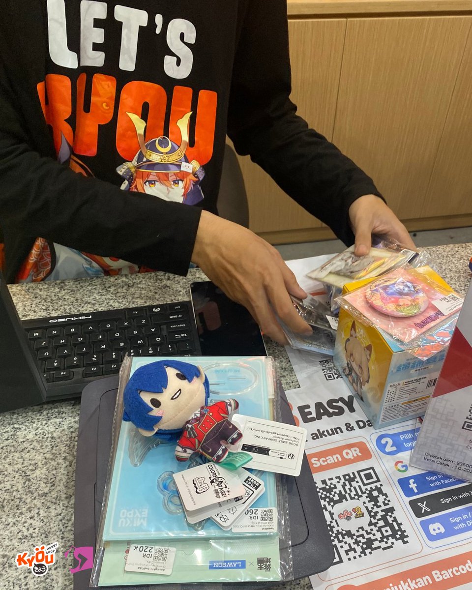 genshiken_itb's tweet photo. Genshiken's agenda for today is....
JAJAN DI STORE BARUNYA @KyouHobbyShop 🔥🔥🔥 https://t.co/Xeq4MkU5vh