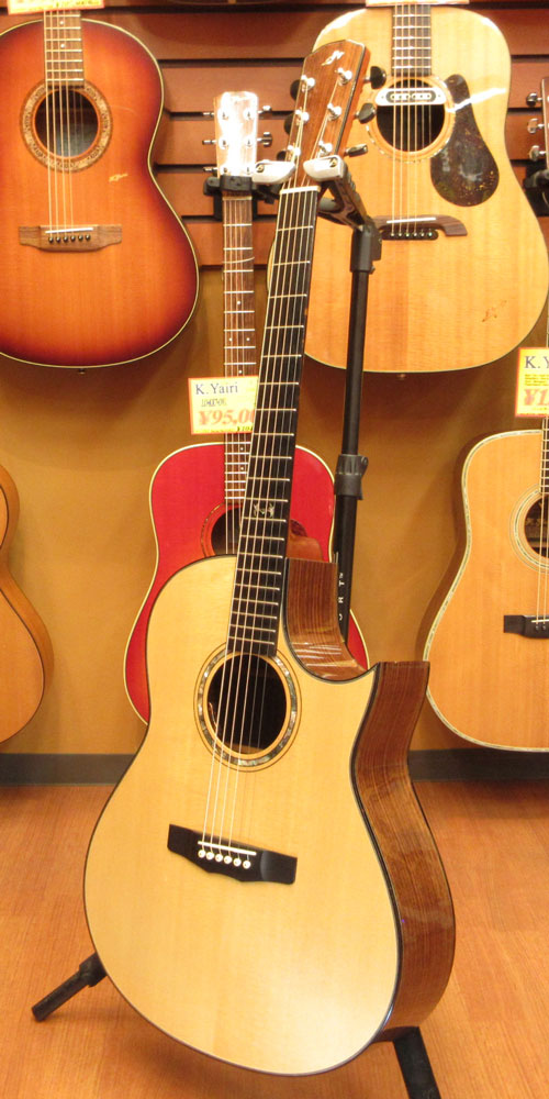 hands_part2's tweet photo. 中古 Morris S-106 2002年製
https://t.co/kd2DntyWku
#シモクラセカンドハンズ #下倉楽器
#morris https://t.co/bsgsqSeoFJ
