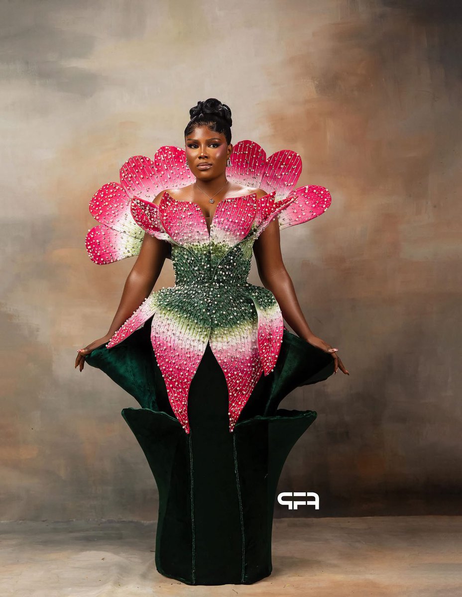 Emygram234's tweet photo. This dress was made by a student of prudential fashion academy,and the details are everything! Sure a beautiful craftsmanship.👏 https://t.co/h46nwcr4wk