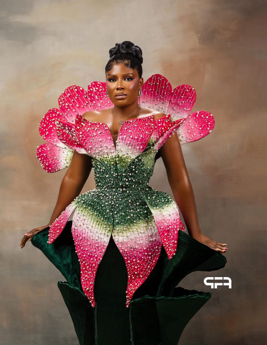 Emygram234's tweet photo. This dress was made by a student of prudential fashion academy,and the details are everything! Sure a beautiful craftsmanship.👏 https://t.co/h46nwcr4wk