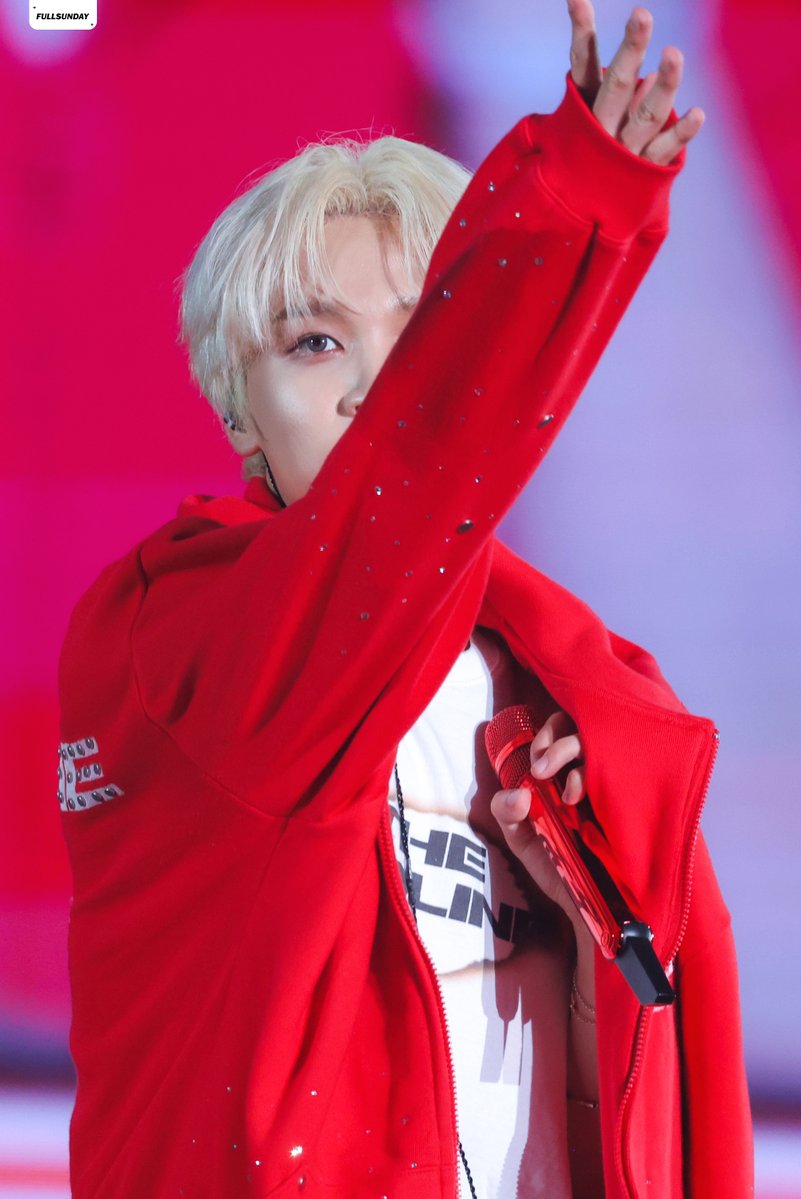 FullSunDay_66's tweet photo. [HQ] 손가락 귀여워 .. 귀엽다 .. 너무 귀여운데 ? 아 귀여워 .. 귀엽다 .. 너무 귀여운데 ? 아 귀여워 .. 귀엽다 .. 너무 귀여운데 ? 아 귀여워 .. 귀엽다 .. 너무 귀여운데 ? 아 귀여워 .. 
#해찬 #HAECHAN #ヘチャン https://t.co/mbBr6Fhsvs