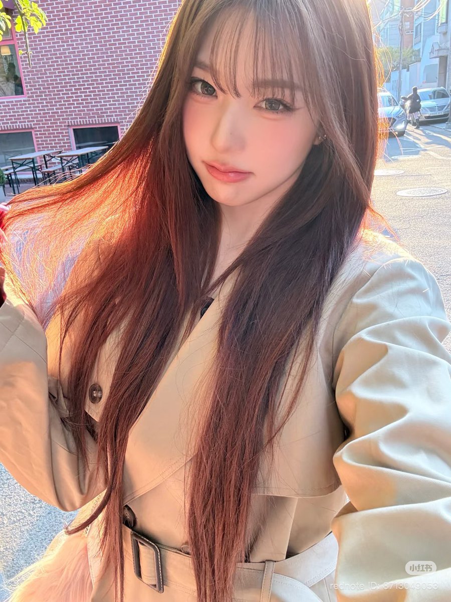 renex_en's tweet photo. 최근 저장한 여돌 셀카 https://t.co/tjZ409Bh4w