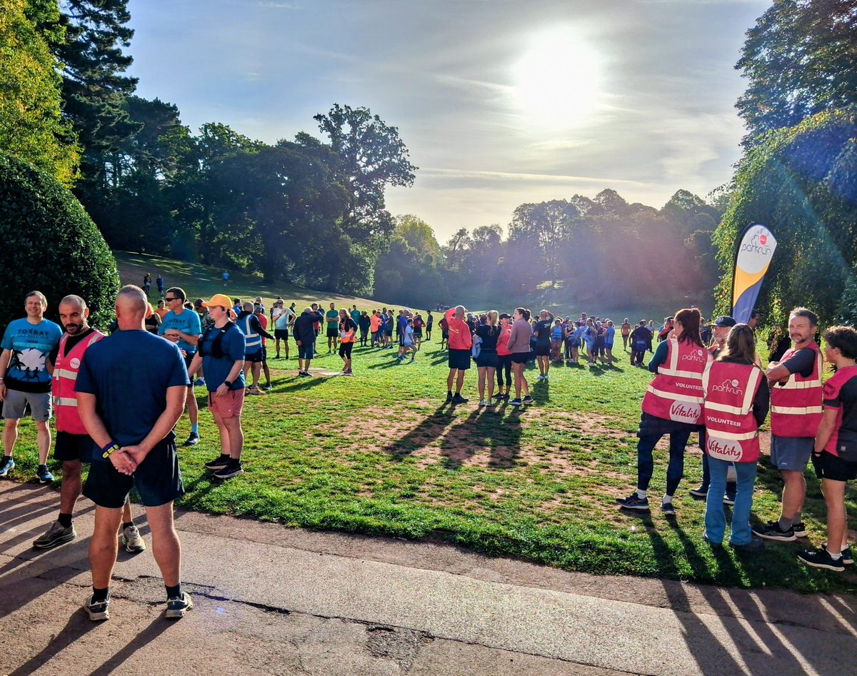 AdrianHarding99's tweet photo. Inaugural parkrun at Cockington Court in Torquay, Devon. Hilly 2-lap out-and-back course. Toilets, cafe and bakery! #LoveParkrun https://t.co/3xiHEHWhCB