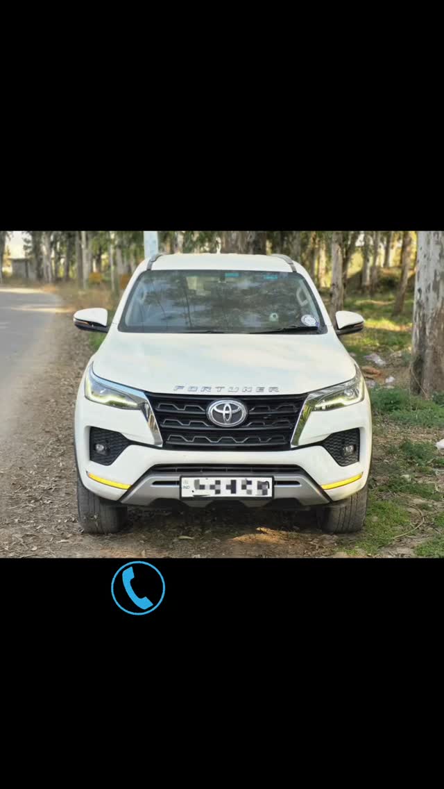 jacobwhite66051's tweet photo. FORTUNER 2023 MODEL 4X2 AUTOMATIC

Running 30, 000 km
Mint condition
New seat covers, tyres and alloy wheels
JK02 registration
White colour

Aquaf Market, Gandhi Nagar, opposite Talla Jewellers, Jammu https://t.co/OuwY7Tkz3y