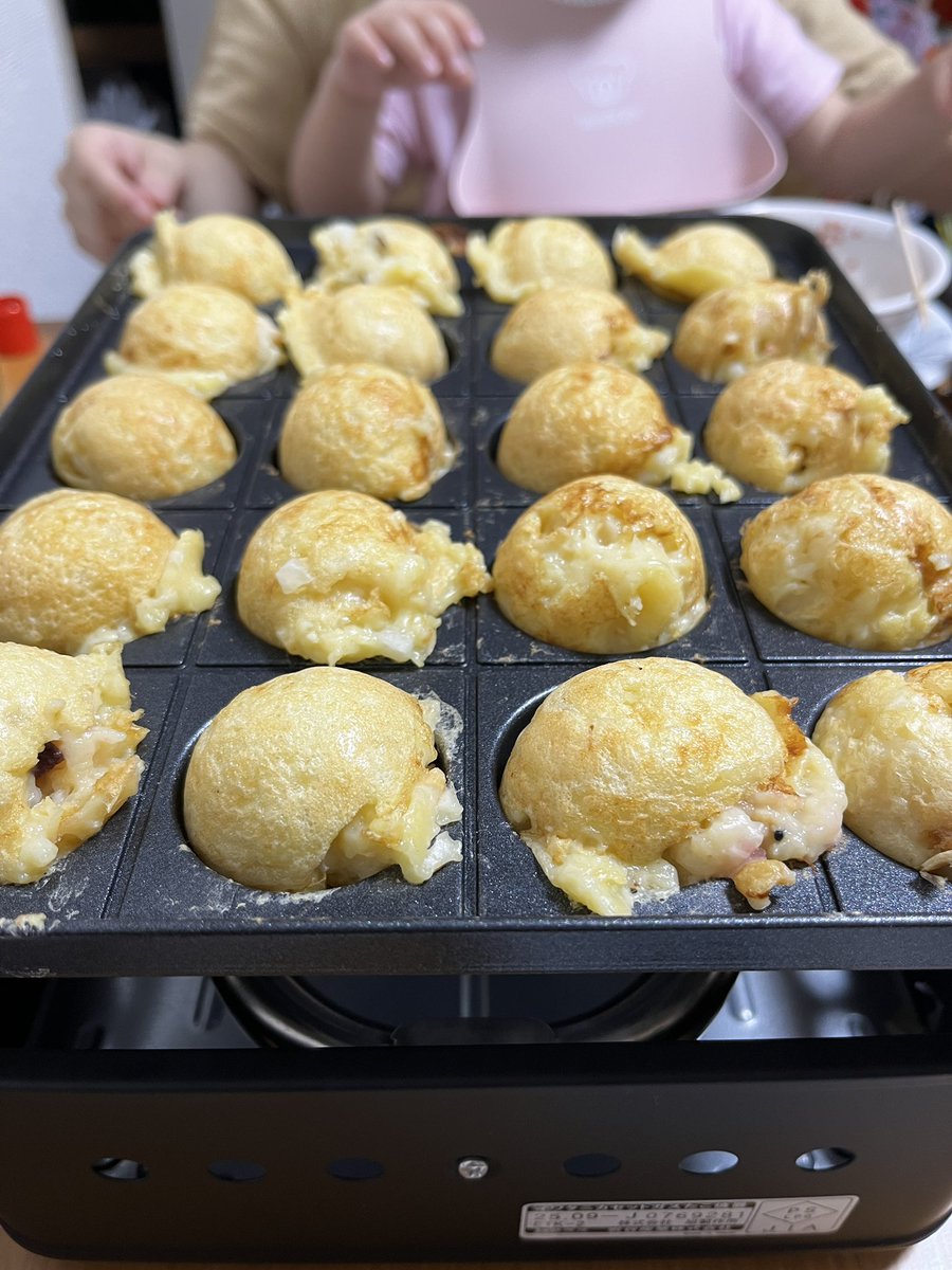swif_official's tweet photo. たこ焼きパーリー https://t.co/QlylEbxm80