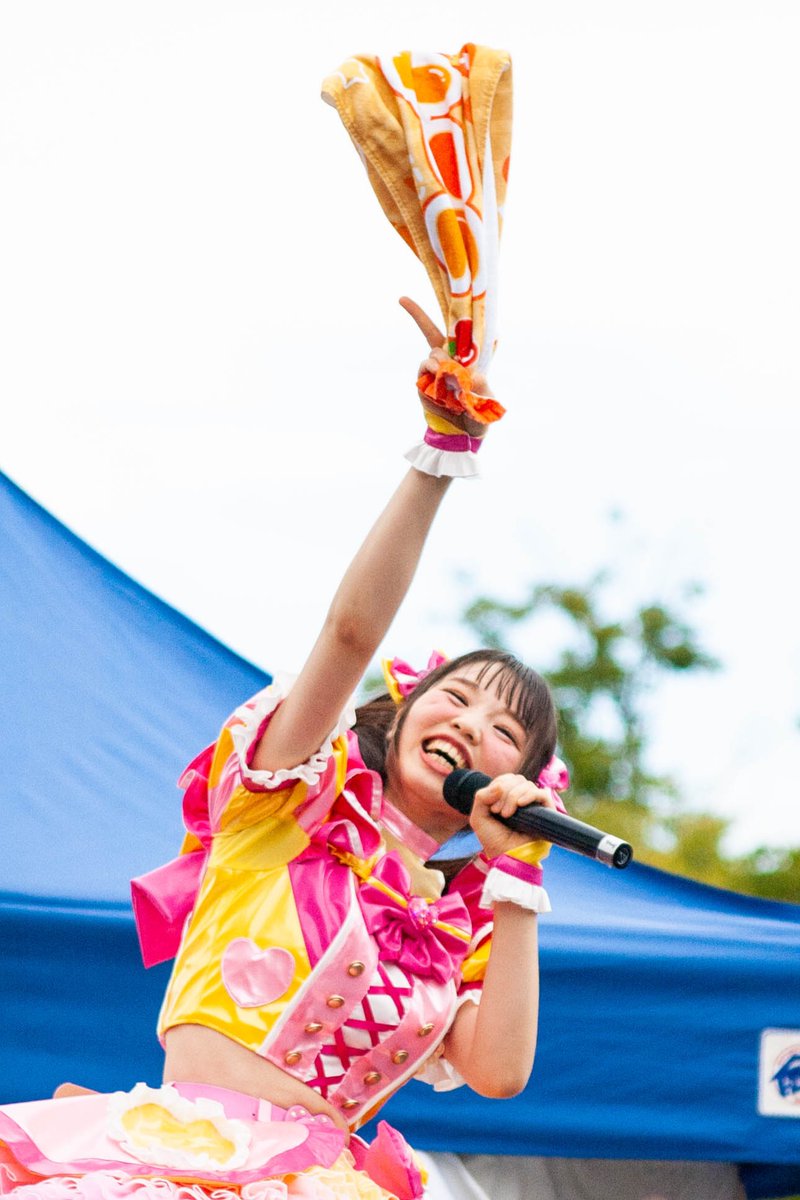 250R2's tweet photo. 2026.9.13 太田川駅前にて
3stone 小谷たまえさん①

1年数か月ぶりに元推しのライブを見に行ったので写真も撮ってみました。笑 https://t.co/EAOjT4D0zN