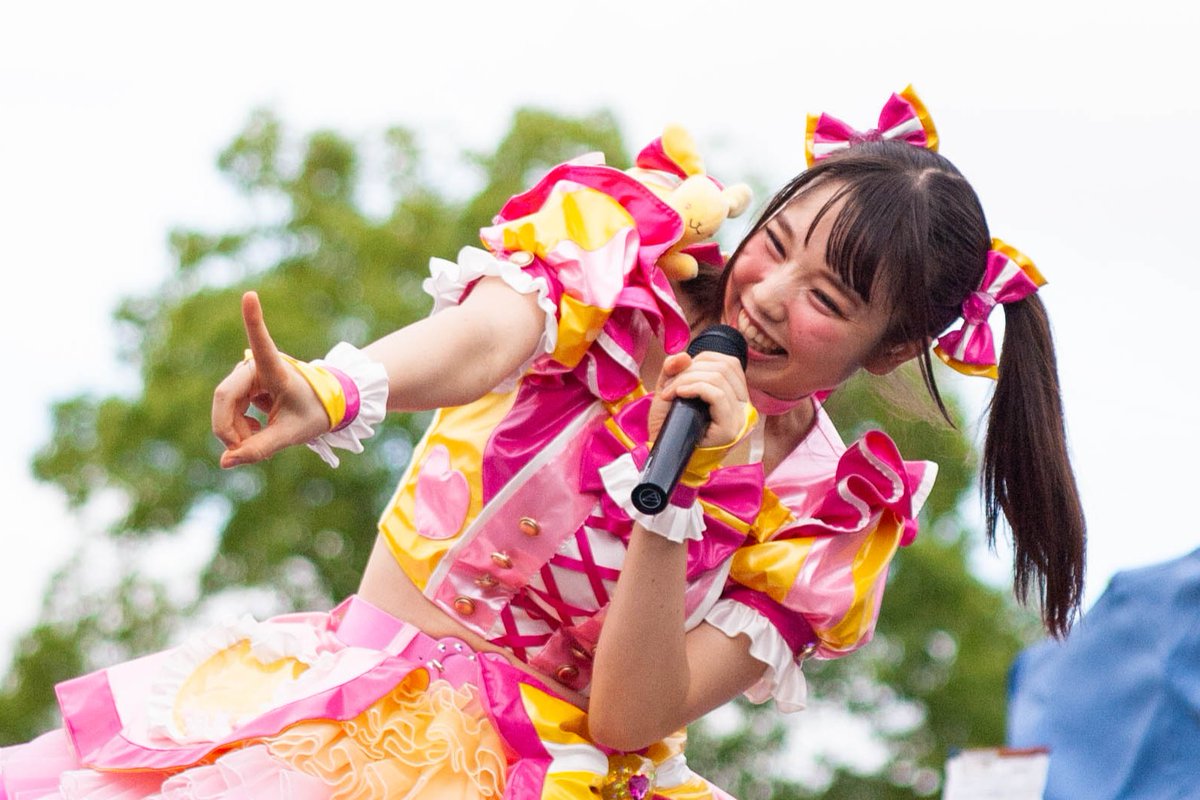 250R2's tweet photo. 2026.9.13 太田川駅前にて
3stone 小谷たまえさん③

楽しそうにライブができているようで何よりです。 https://t.co/hTLvk0dh2s