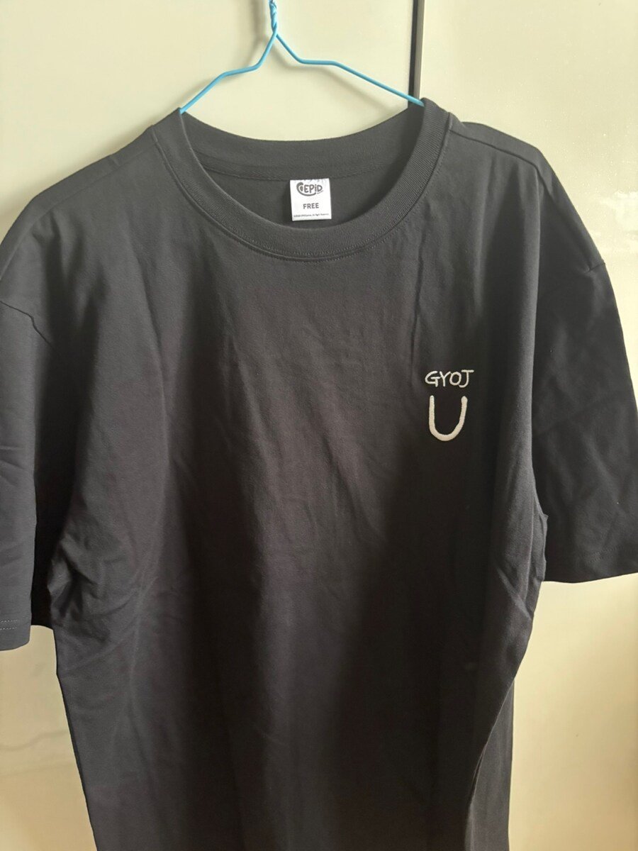 PeerGynt1220's tweet photo. 絵日記教主が刺繍で飾れてるTシャツのグッズまた再販して欲しい https://t.co/OBCOV8tjl5