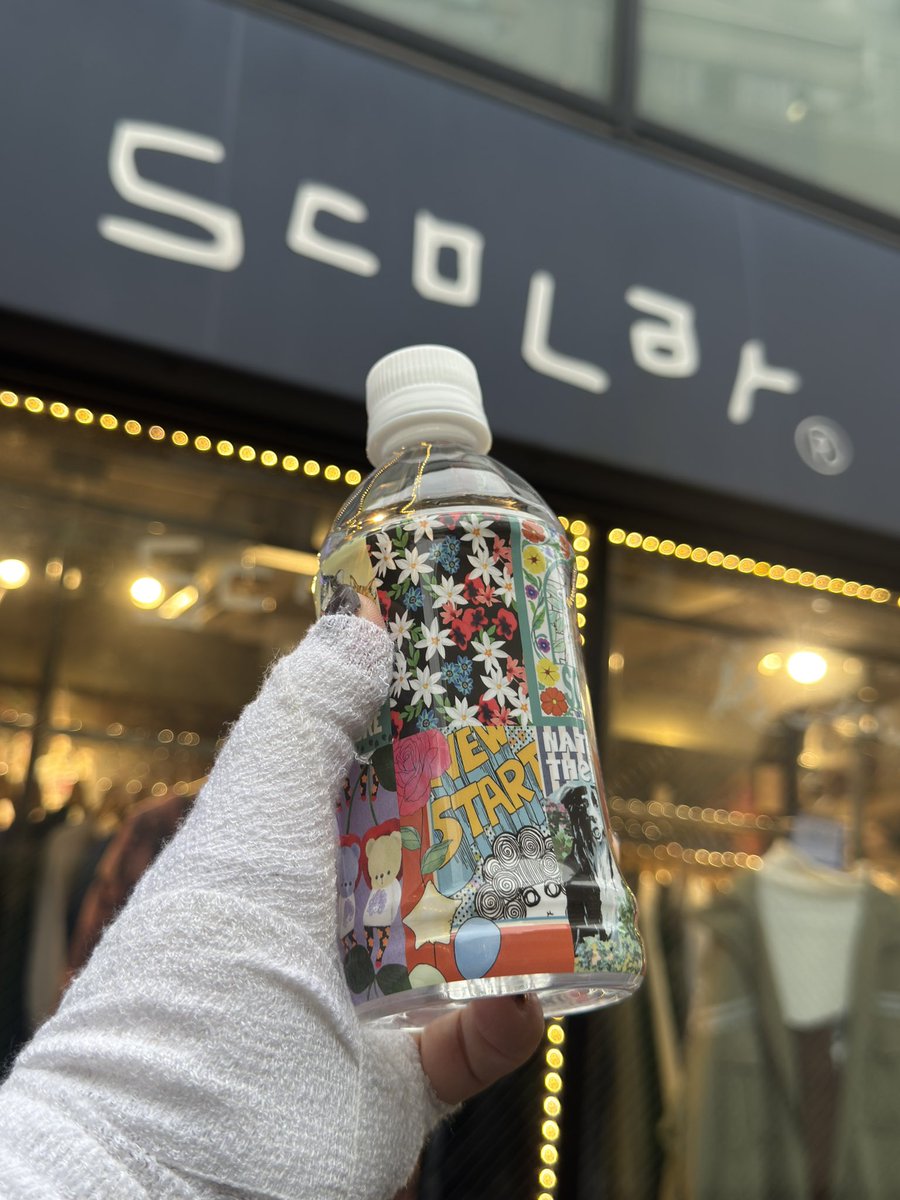 ranma330's tweet photo. scolarよったら可愛いお水もろた😍
#scolar https://t.co/OeZmWFK23L