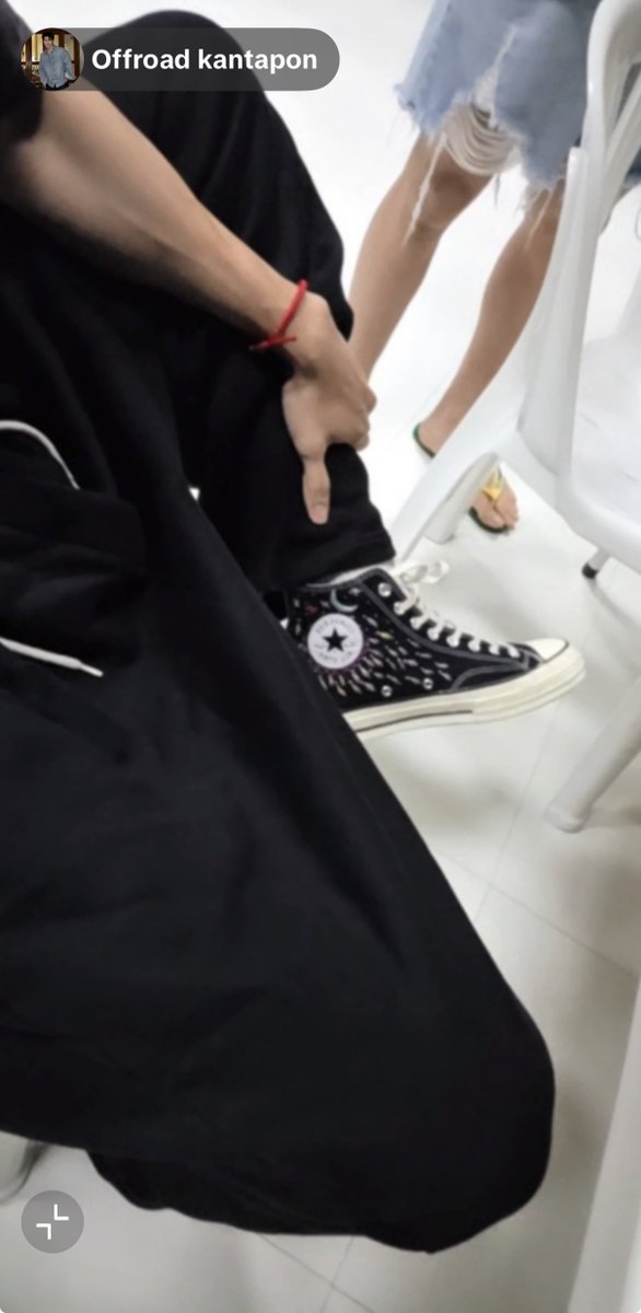 NorthStarlxl's tweet photo. รองเท้าสมัยลาสไอคอน น้องยังใส่อยู่แล้วสภาพดีมาก ออฟโรดรักษาของดีทุกชิ้นจริงๆ 🥹
#offroadKTP #ออฟโรด https://t.co/lVQWA0vLX2
