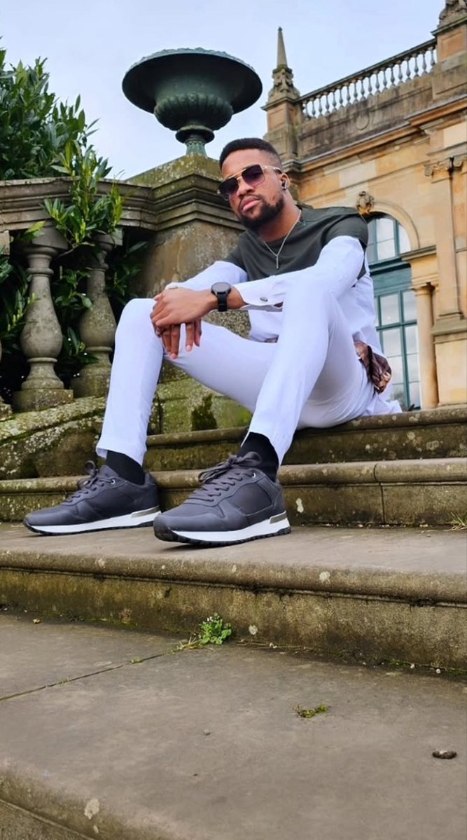 Brattyenori13's tweet photo. This wanna be ajebo danny😭leave my idan obough now😂big 2026 you’re still wearing pencil trousers 😭son of a wh0re💔 https://t.co/bkFqUIs7rm