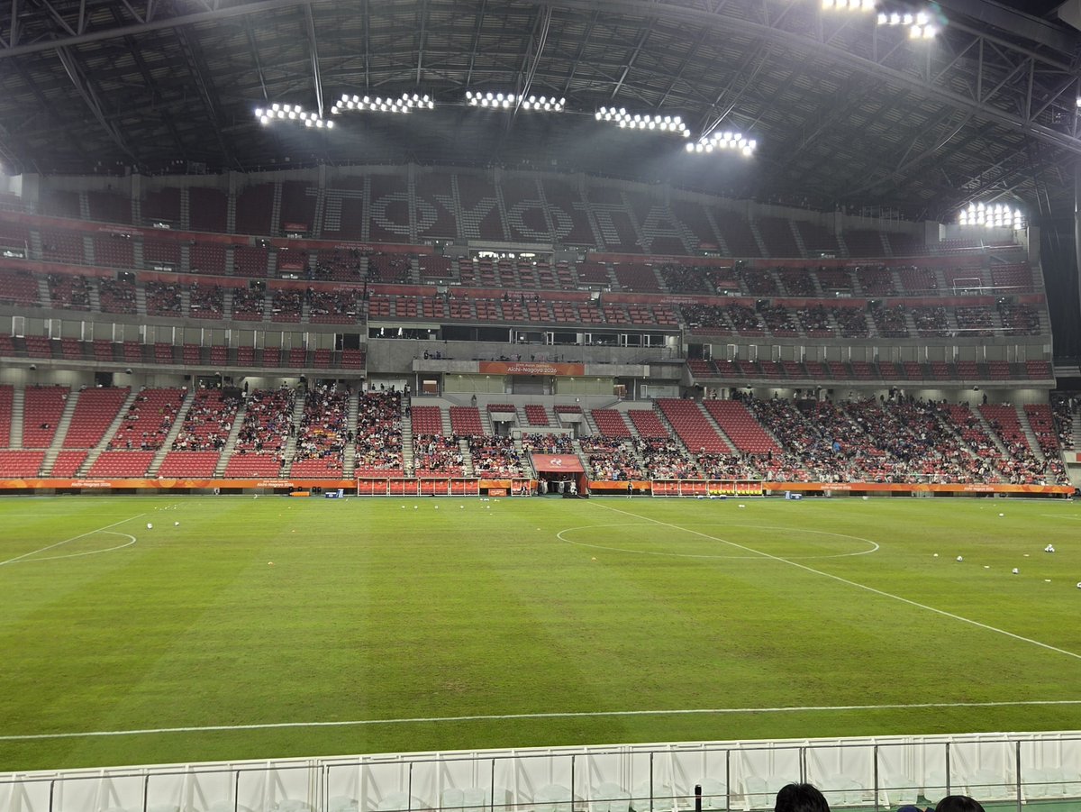 fairlady_r07's tweet photo. 会社でチケットを頂いたのでアジア大会観戦に来ました👍

多分、松井さん卒コンぶりの豊スタ
🙄 https://t.co/rGIBUnFsIn