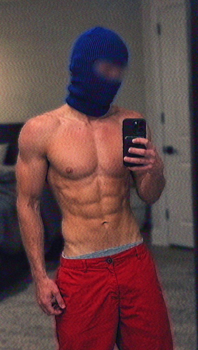 MaskAndMuscles's tweet photo. Daddy is here https://t.co/J5NCIQ4pL2