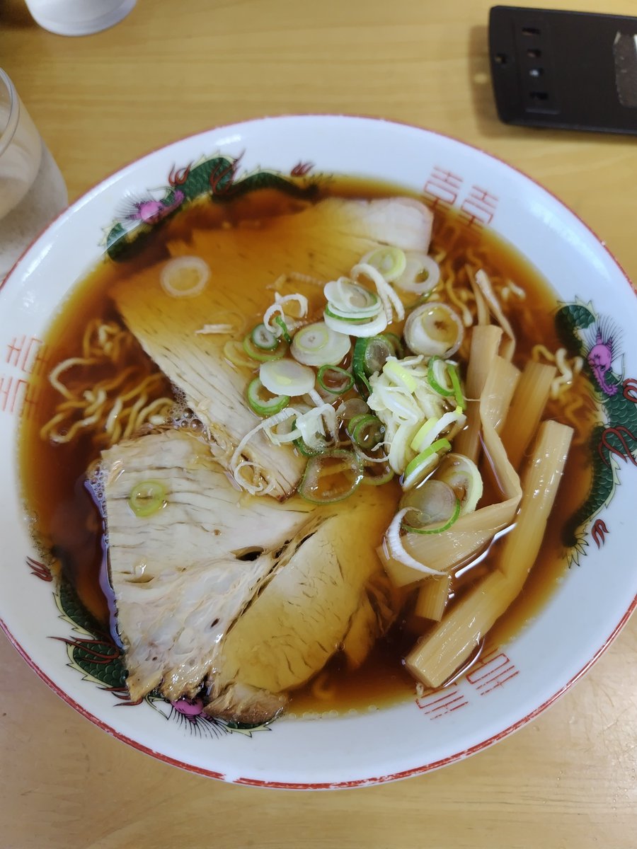 ss41sh's tweet photo. 華丸ラーメン　中　🍜
シルバーウィークに、久しぶりの華丸ラーメン☺️
美味しかったわ😁 https://t.co/7ZUovrXsiY