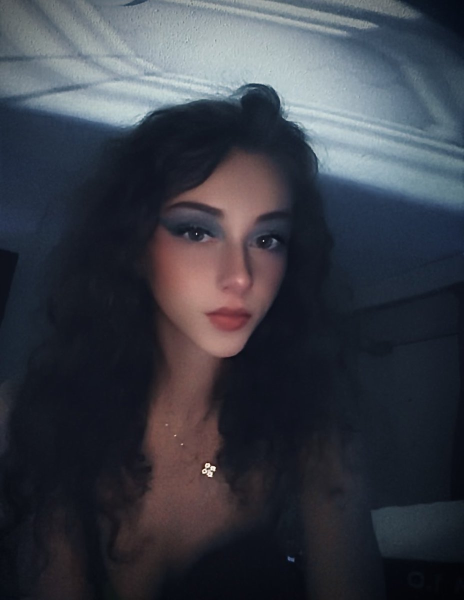Goonermoon0420's tweet photo. Who’s needing some cuck content??

#findom #paypig #sellingcontent #buyingcontent #bnwo #qos #bbc #blcked #blackcock #worship #sissy
I https://t.co/LbJRVRQJ2C