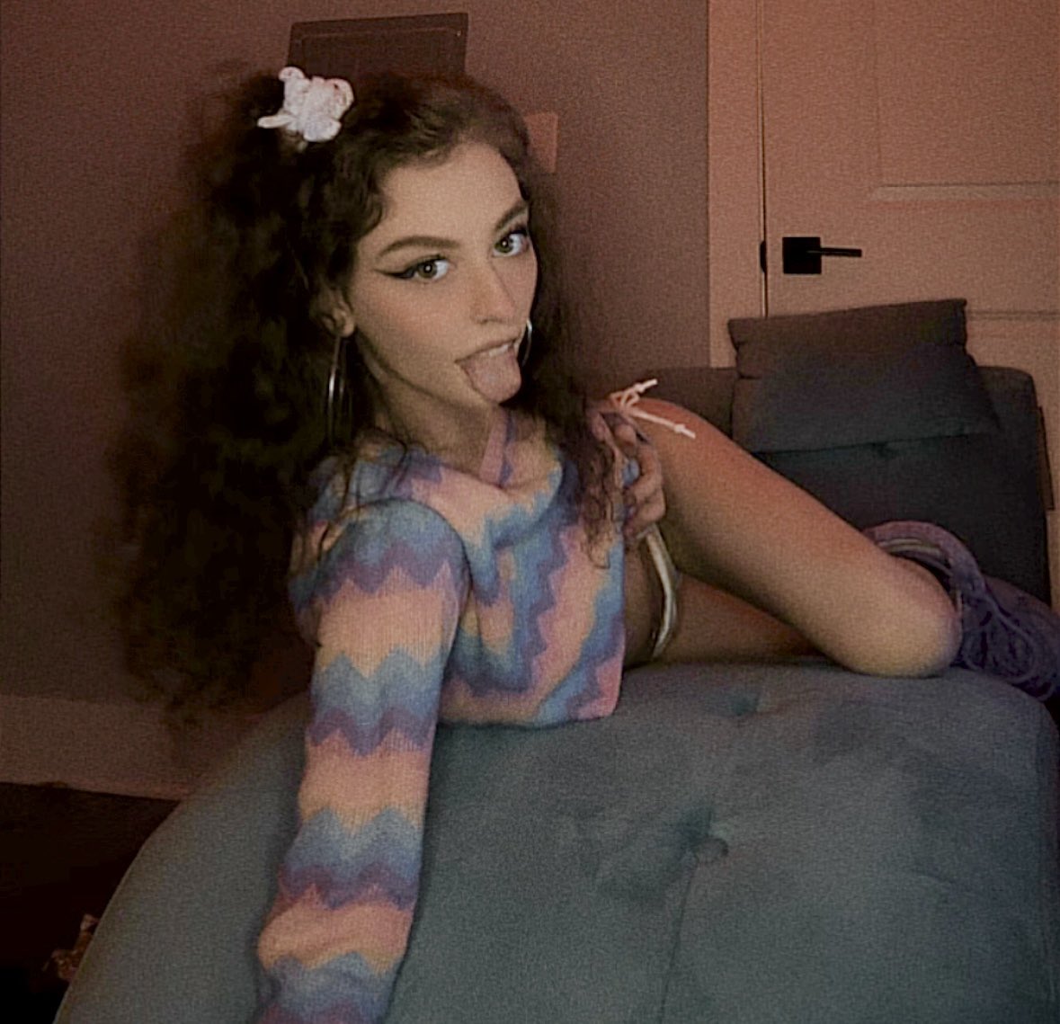 Goonermoon0420's tweet photo. Who’s needing some cuck content??

#findom #paypig #sellingcontent #buyingcontent #bnwo #qos #bbc #blcked #blackcock #worship #sissy
I https://t.co/LbJRVRQJ2C
