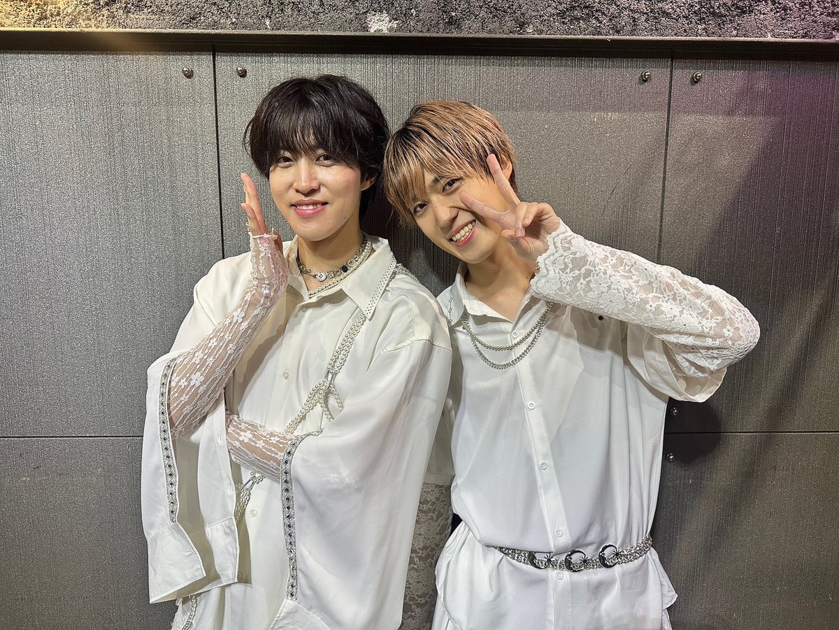 LokuRok's tweet photo. 本日は「ほぼ月刊風男塾9月公演
マブダチ100人出来るかなvol.17」出演させて頂きありがとうございました！

初めましてにもかかわらず、最初からとても温かく迎え入れてくださり、ライブを通して一緒に楽しい時間を過ごすことができました！

次回のライブは、10/13(火) 汐留シオサイトにて、皆さまのご来場をお待ちしております！！