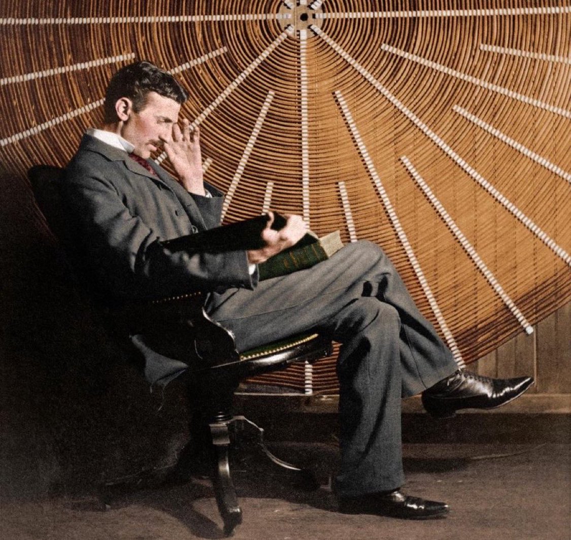 deftersanat's tweet photo. “Evren kuvvete yanıt vermez, frekansa yanıt verir.”

— Nikola Tesla https://t.co/nbBkj7tlSe