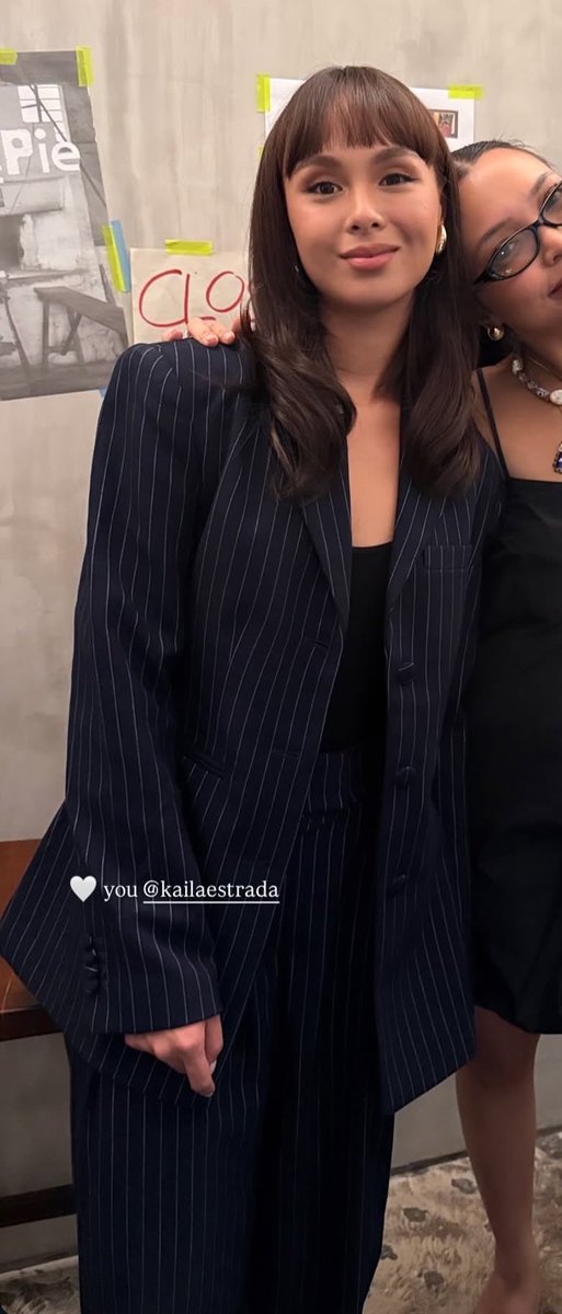 blairwaldorfs_'s tweet photo. can't wait to see what you've got in store, pretty girl 🤩 https://t.co/Vir6MJkXrm