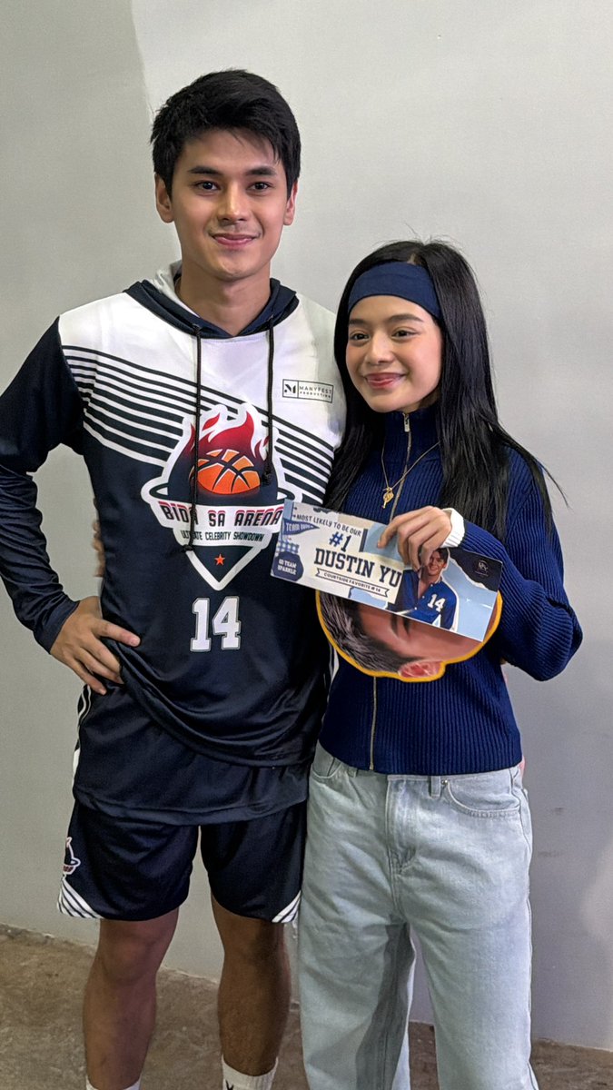 its_oskee's tweet photo. Dustin Yu giving his all on the court, while Bianca de Vera gives her all-out support from the sidelines! Mukhang may extra motivation si Dustin ngayong nandiyan si Bianca. Kilig alert! https://t.co/D8tSWP8C36
