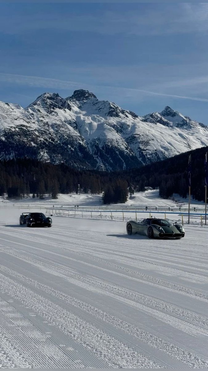 onllycutestuff's tweet photo. St. Moritz, Switzerland https://t.co/HbT5g0HqYI