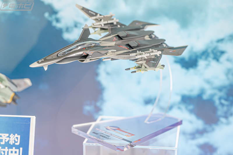 hobby_magazine's tweet photo. #戦闘妖精雪風
FFR‐31MR／D スーパーシルフ“雪風” リニューアルVer.
FFR‐41MR メイヴ“雪風” リニューアルVer.

https://t.co/gyvCiObnQg

#メガホビEXPO2026 https://t.co/AdaRe4grGo