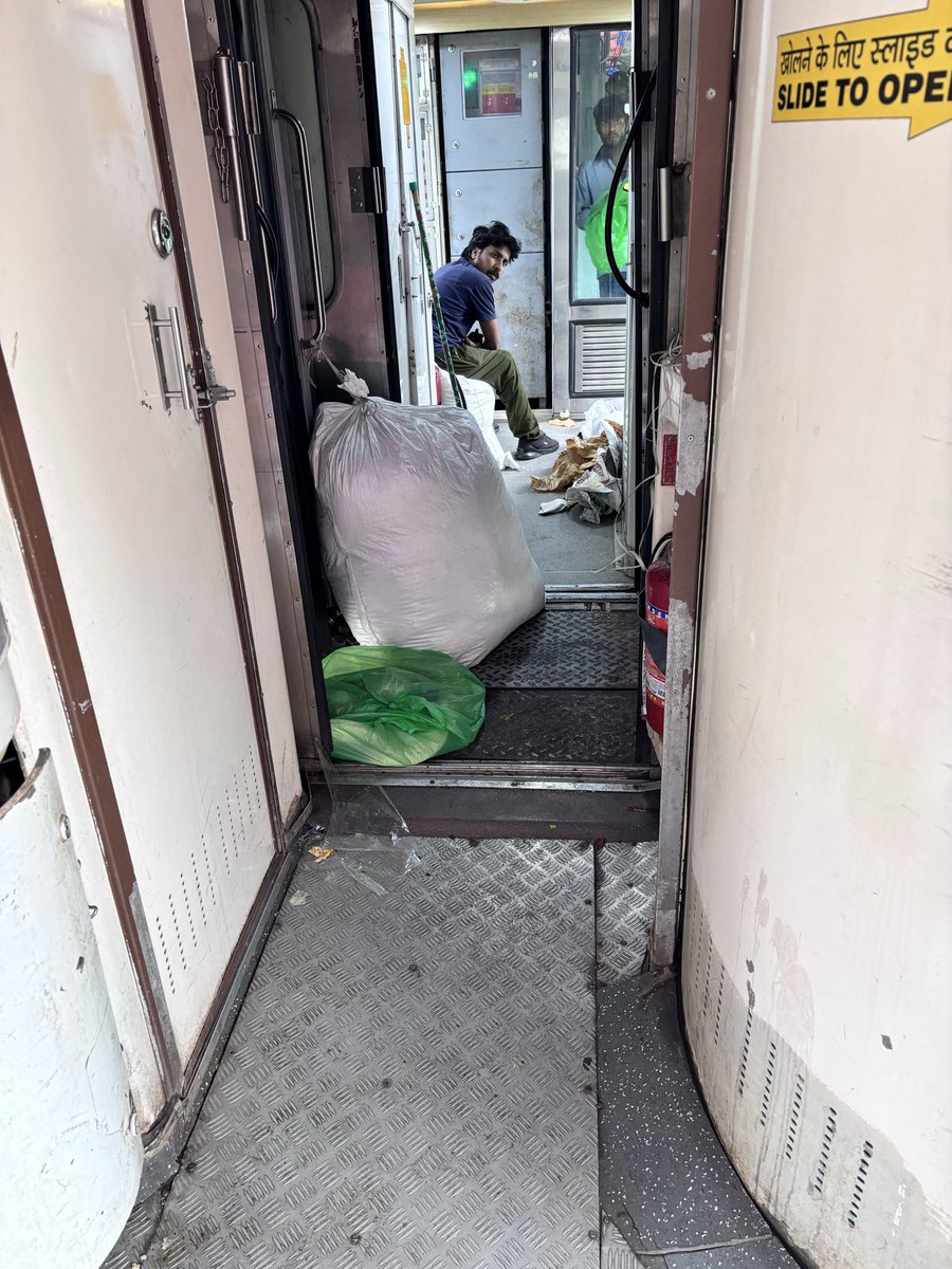 Mloremallige's tweet photo. @RailwaySeva @DrmChennai @drmmumbaicr @AshwiniVaishnaw you are struggling for the railways to function properly but the people below you are least bothered especially the agencies who carry on this job, this is in 3rd AC, imagine sleeper&amp; general compartments, we pay for comfort n cleanliness but we get this https://t.co/famgOOCDYa