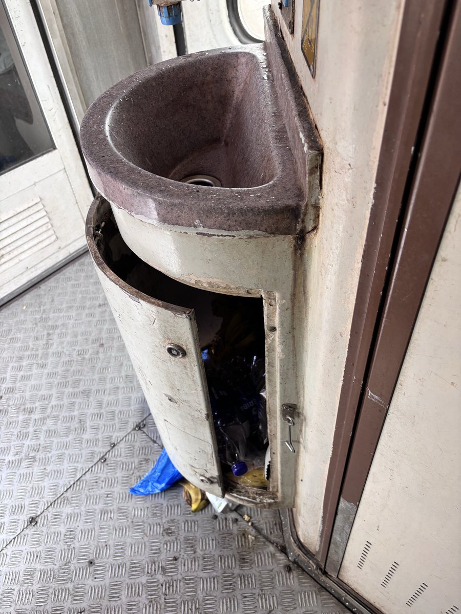 Mloremallige's tweet photo. @RailwaySeva @DrmChennai @drmmumbaicr @AshwiniVaishnaw you are struggling for the railways to function properly but the people below you are least bothered especially the agencies who carry on this job, this is in 3rd AC, imagine sleeper&amp; general compartments, we pay for comfort n cleanliness but we get this https://t.co/famgOOCDYa
