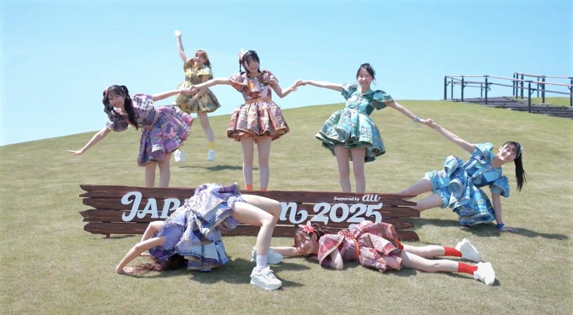 Yu51fes's tweet photo. みんな仲良く楽しそうなFRUITSZIPPERが大好きです。
7人全員笑顔で笑ってて欲しい
ファンの俺らは見守るだけで十分 https://t.co/3veBPjz20u