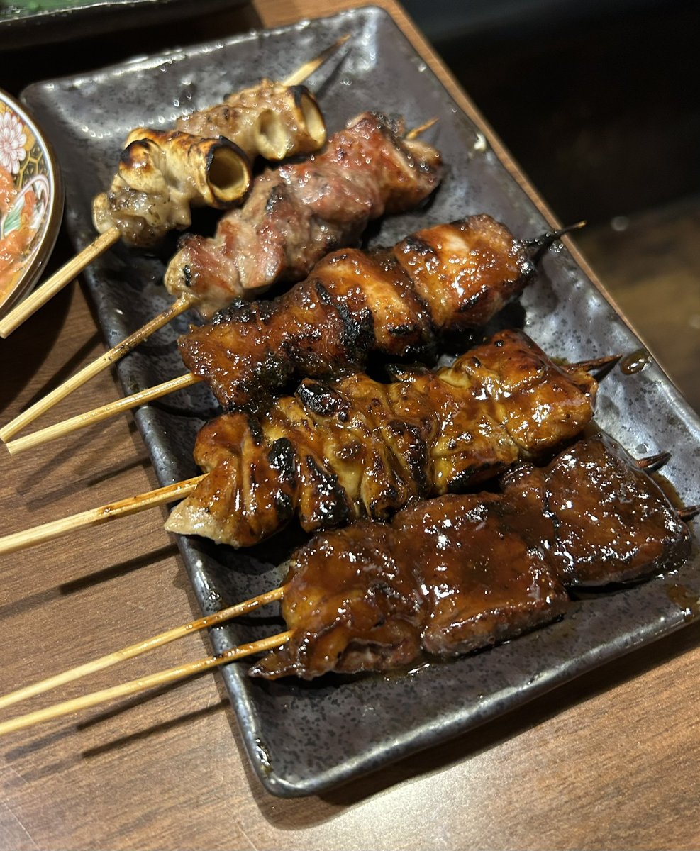 nlnase's tweet photo. いつものモツ焼き屋🍻 https://t.co/4LYceY4Iao