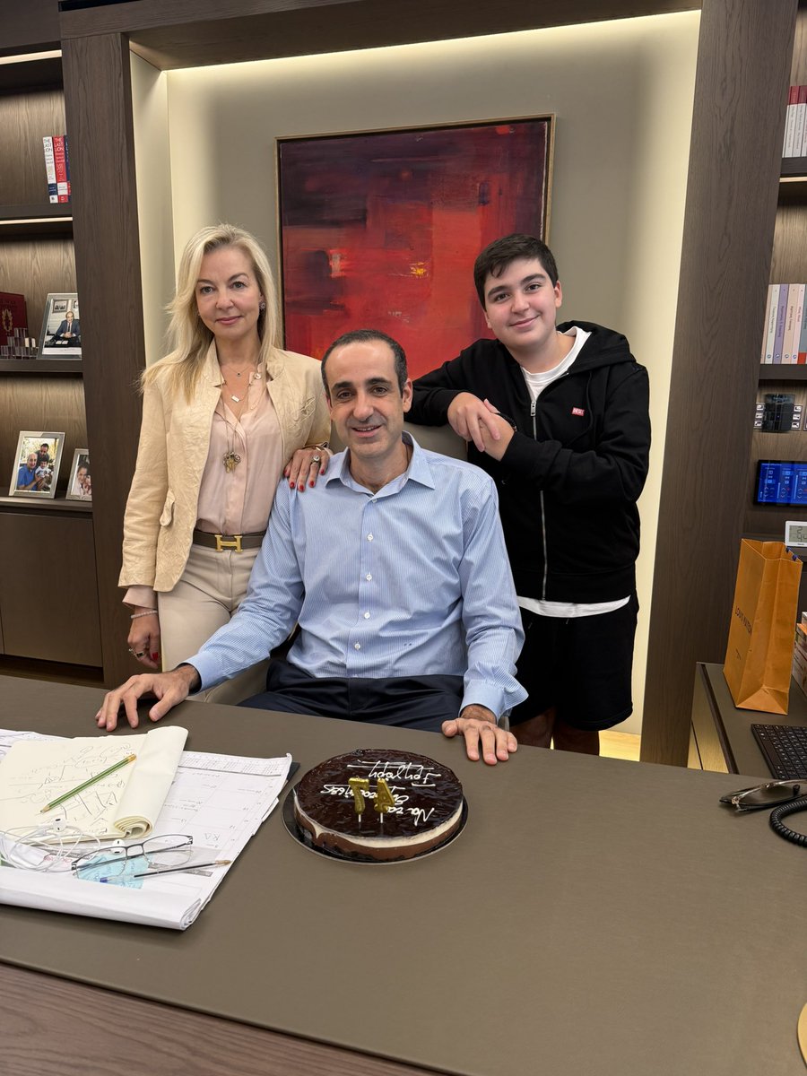 grigoris_d's tweet photo. Η πιο ωραία έκπληξη.

47 και συνεχίζουμε 💪🏻🥳🎁 https://t.co/2Opk7Mzkle
