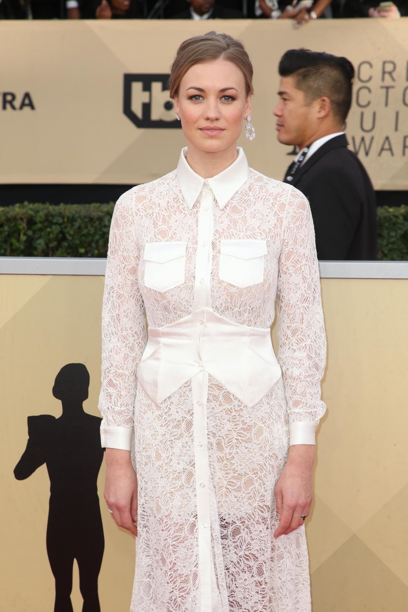 Yvonnegallery's tweet photo. Yvonne at Screen Actors Guild Awards 2018. https://t.co/GSpPXWF5VM https://t.co/cG08NYeO1y